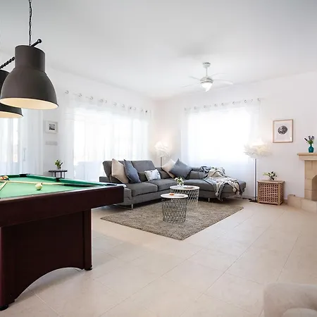 Villa Sapphire Maa